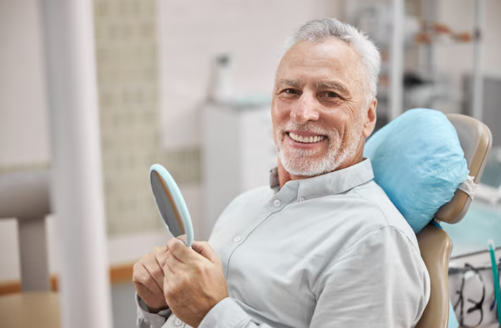 Dentes em um dia: entenda a revolução com o protocolo de carga imediata